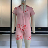 Gestrickter Jumpsuit mit Blumenmuster, tiefem V-Ausschnitt, einreihiger Shorts mit Kragen